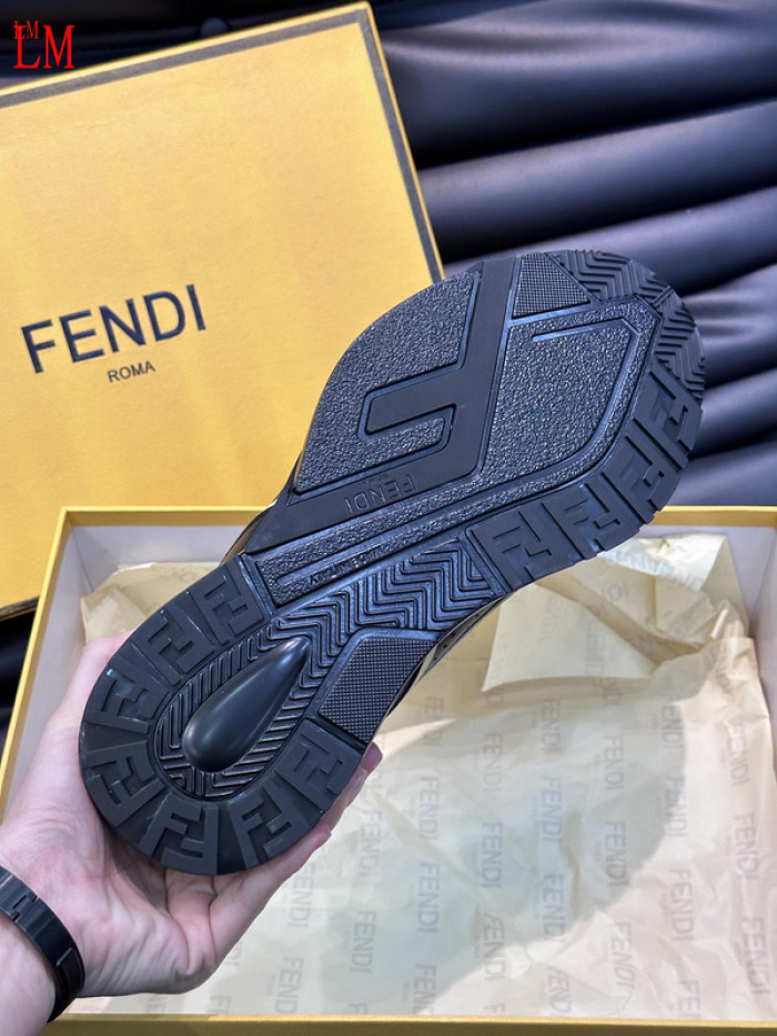 FENDI SNEAKERS