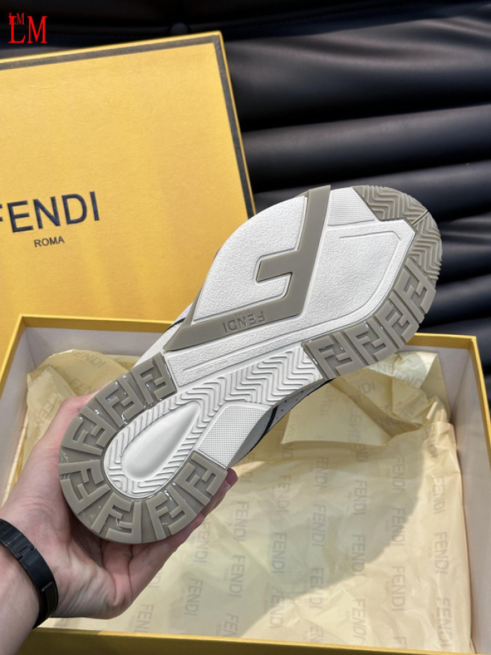 FENDI SNEAKERS