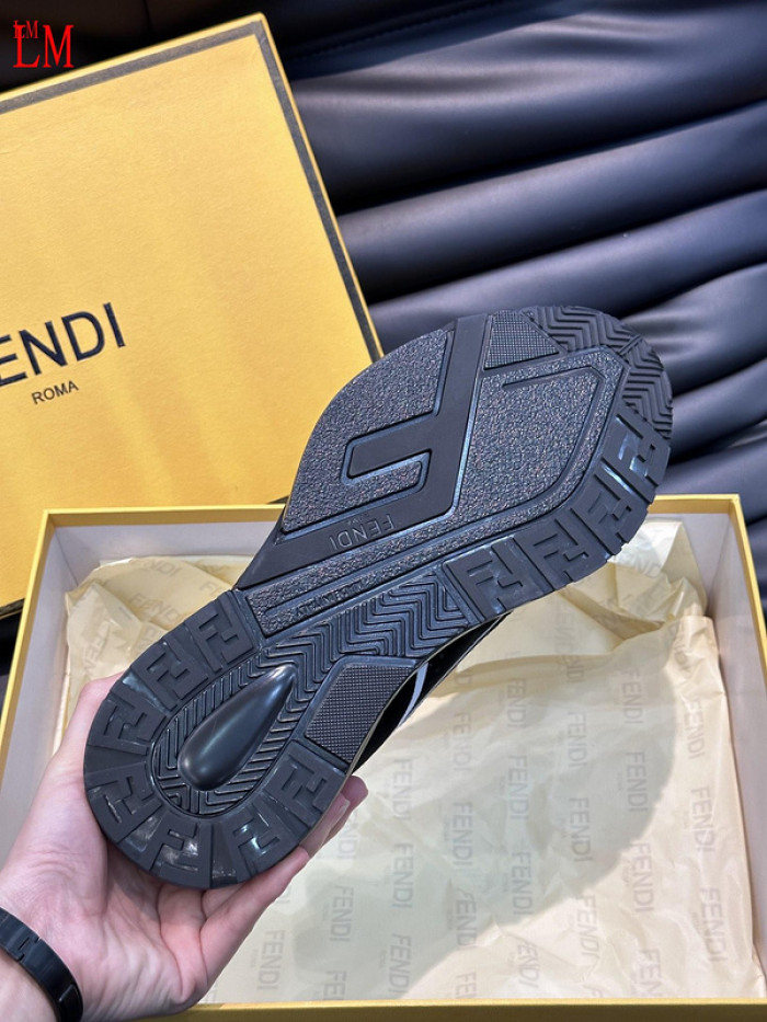 FENDI SNEAKERS