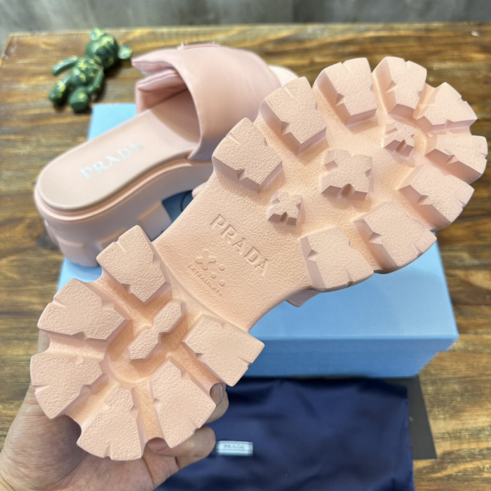 PRADA SLIDE