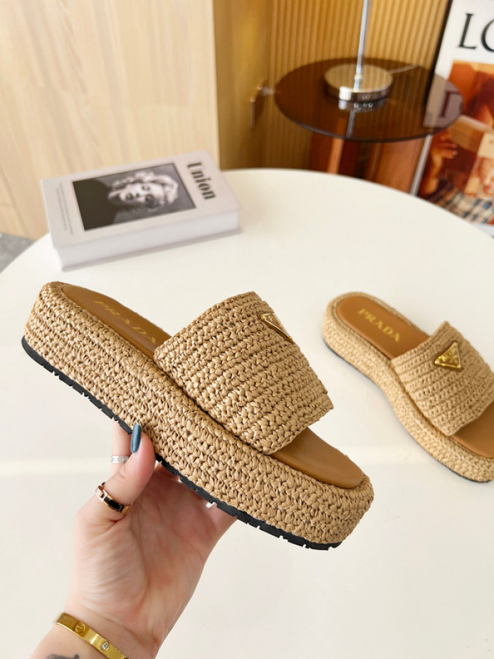 PRADA SLIDE