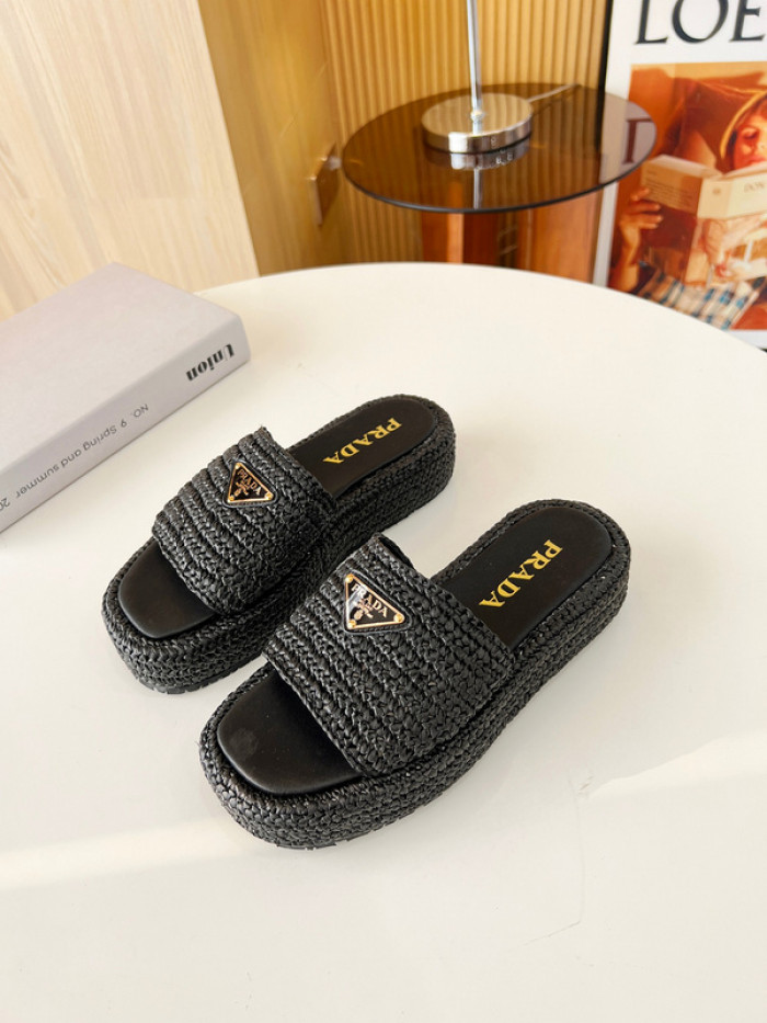 PRADA SLIDE