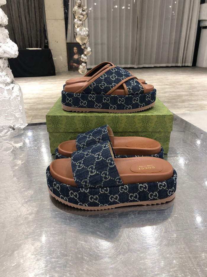 GCI GG Slide Sandal