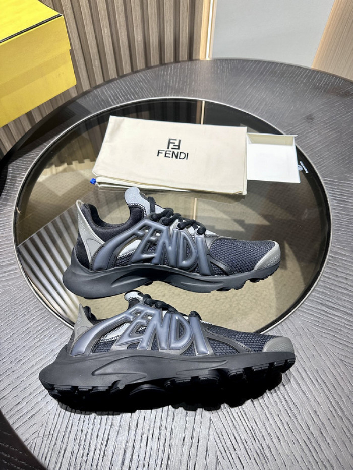 FENDI SNEAKERS