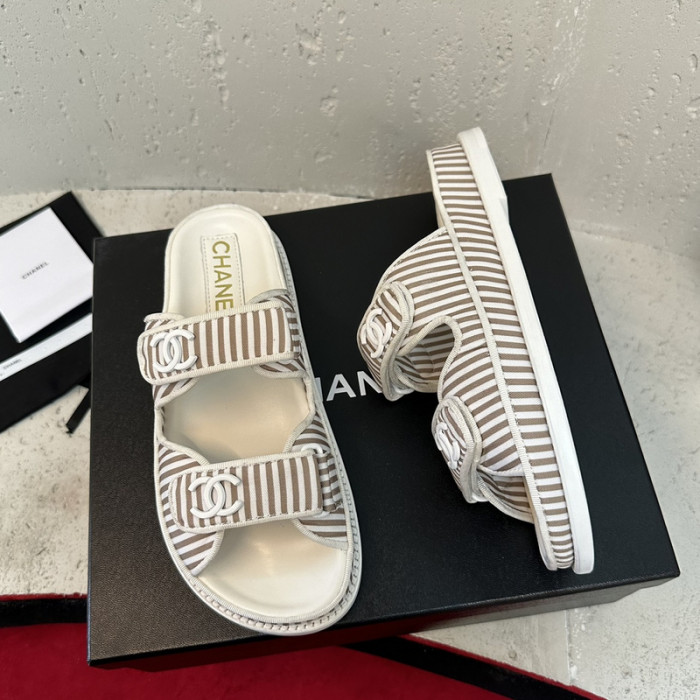 CN Slide Sandal