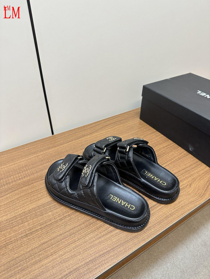 CN Slide Sandal