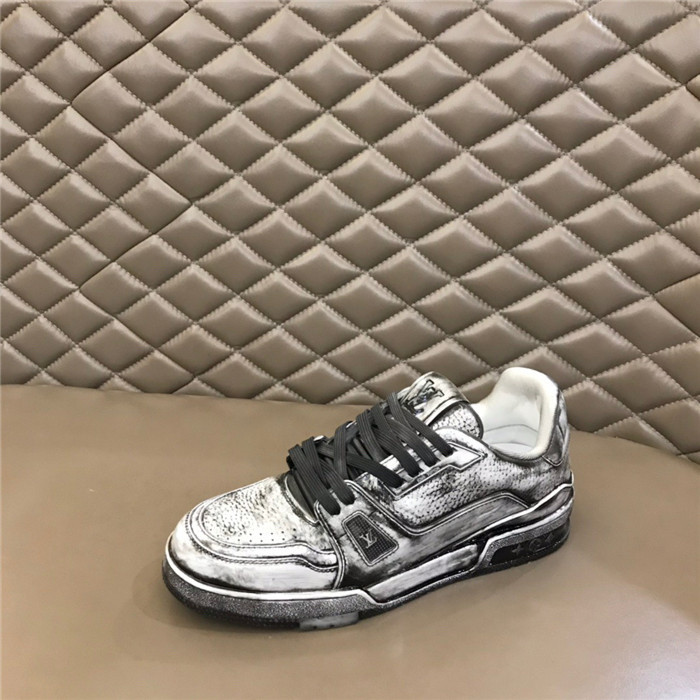 LUSV SNEAKERS