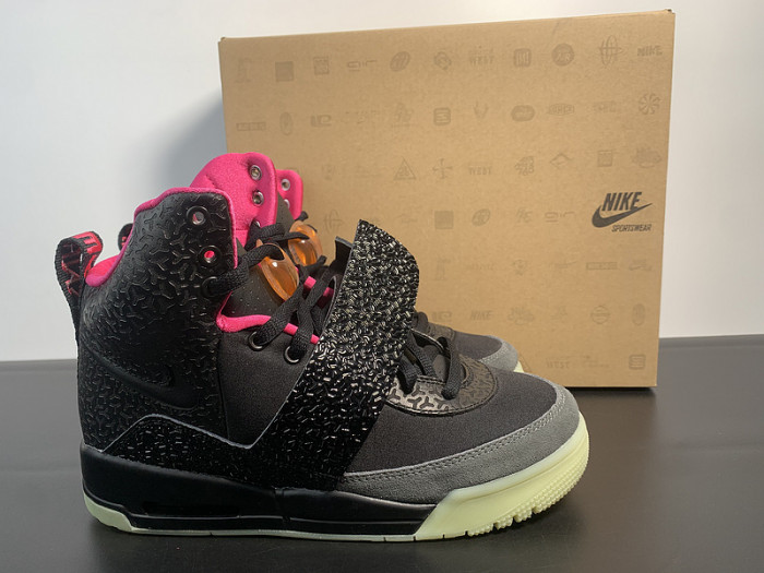Nike Air Yeezy 1 Blink Men