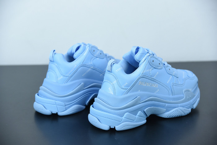 BALCIA Triple S Sneaker