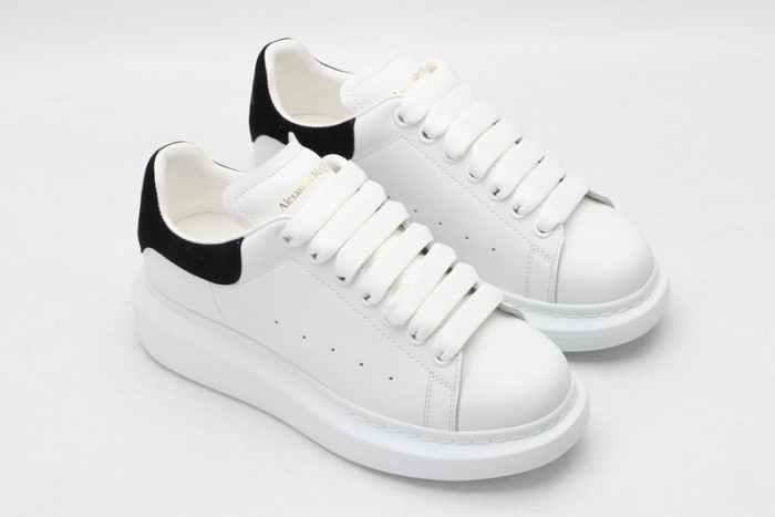 ALEXMQ Sneakers