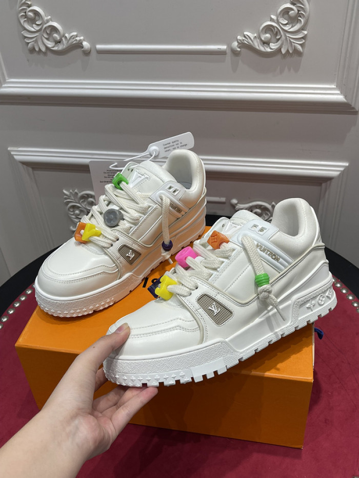 LUSV SNEAKERS