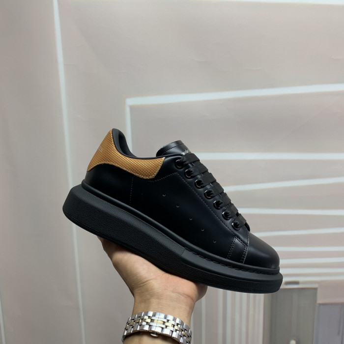 ALEXMQ Sneakers