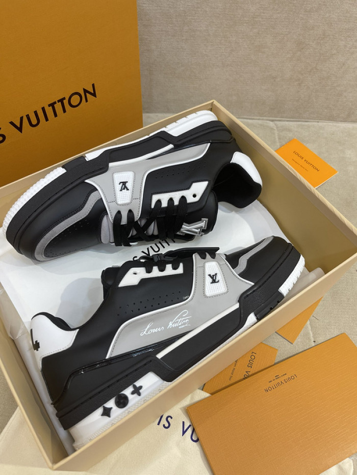 LUSV SNEAKERS