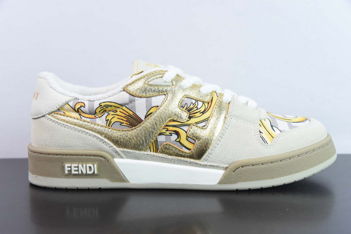 FENDI SNEAKERS