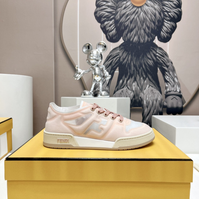 FENDI SNEAKERS