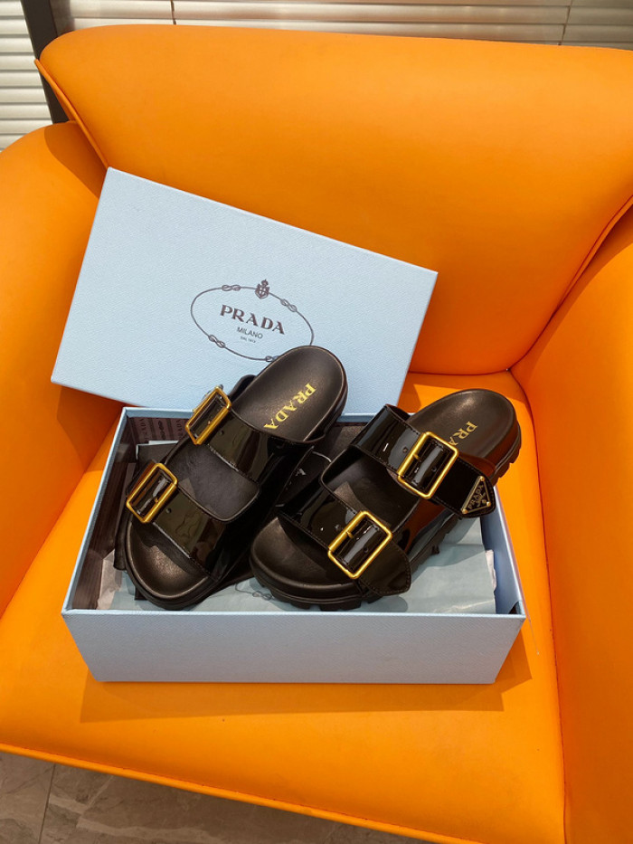 PRADA SLIDE