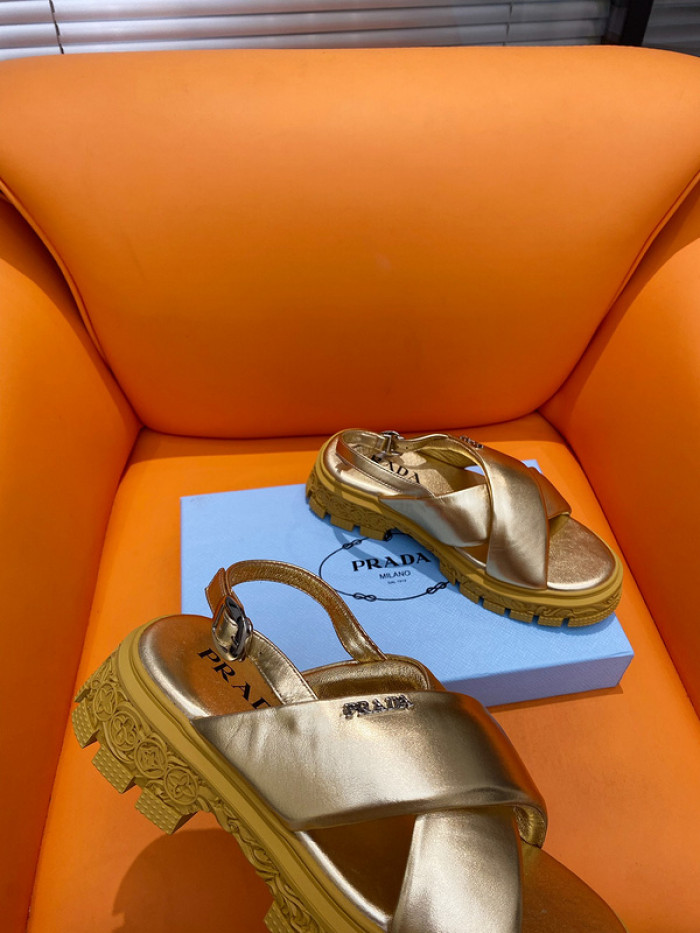 PRADA SLIDE