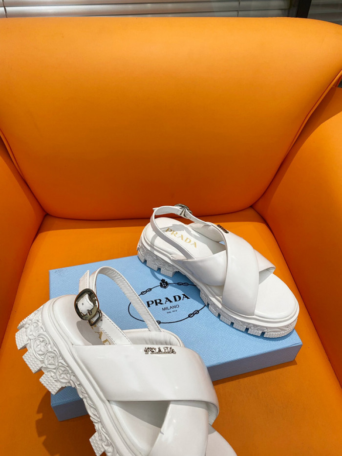 PRADA SLIDE