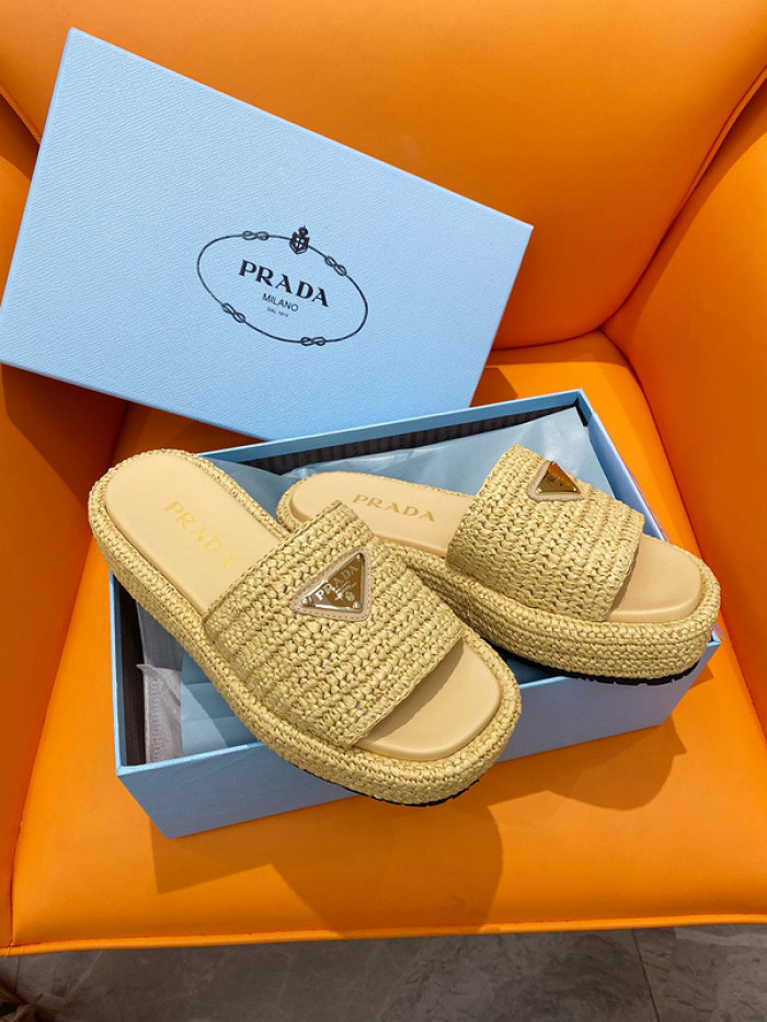 PRADA SLIDE