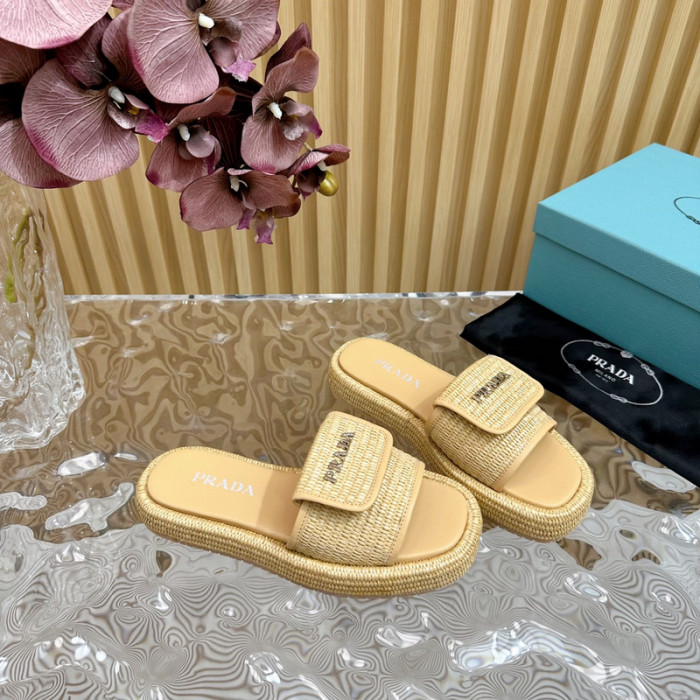 PRADA SLIDE