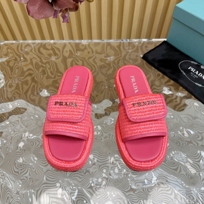 PRADA SLIDE
