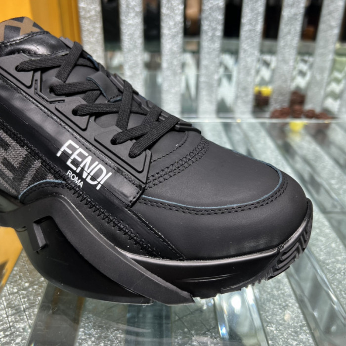 FENDI SNEAKERS