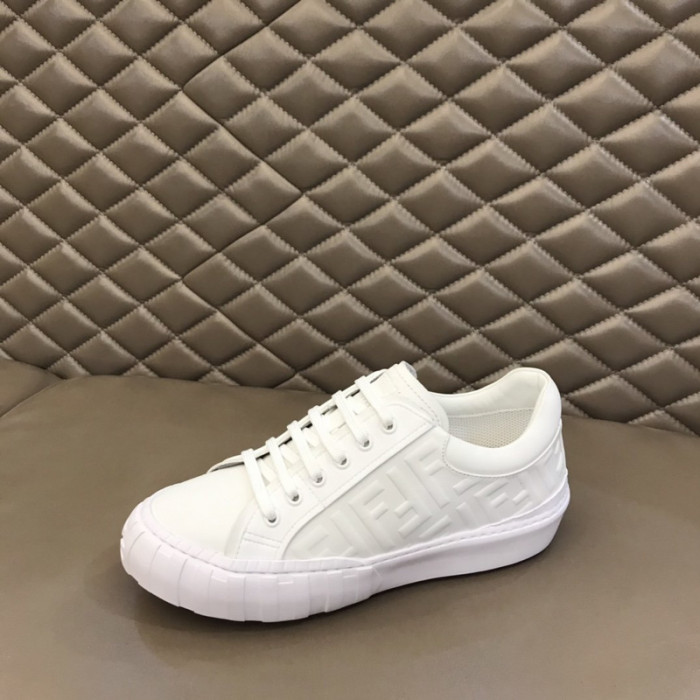 FENDI SNEAKERS