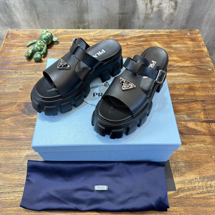 PRADA SLIDE