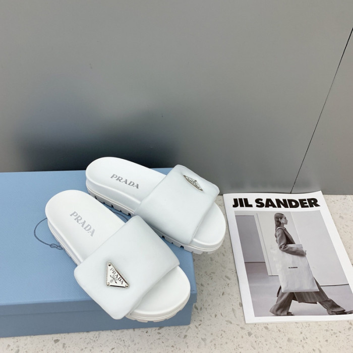PRADA SLIDE