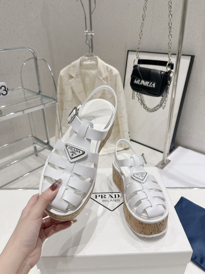 PRADA SLIDE