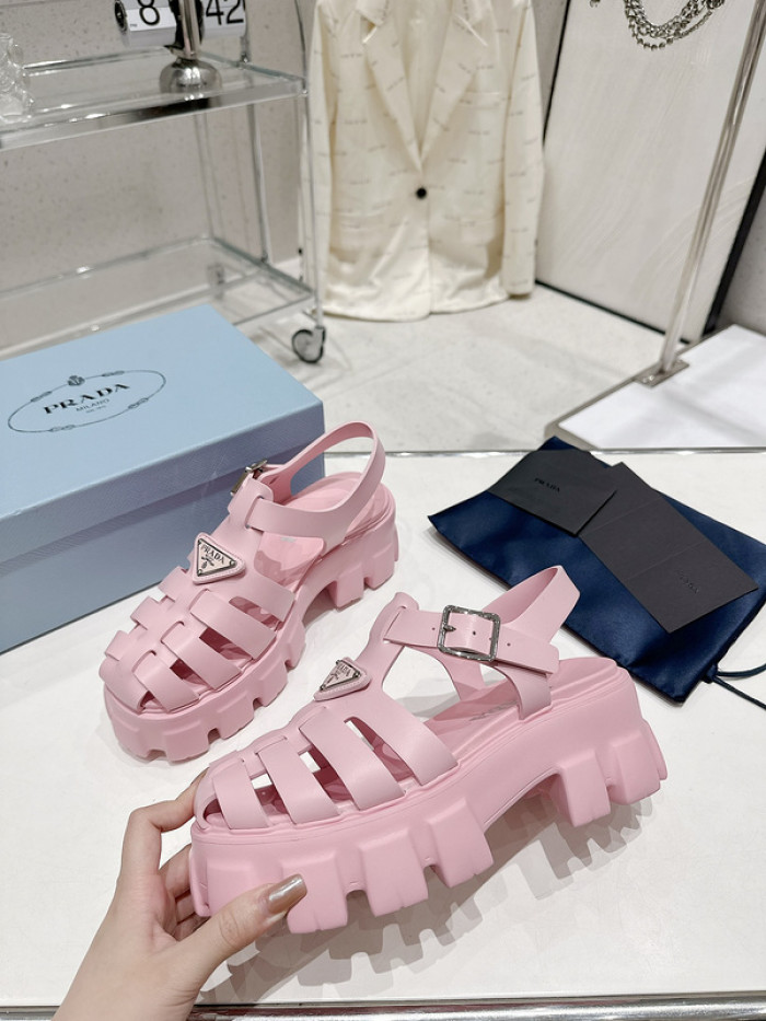 PRADA SLIDE