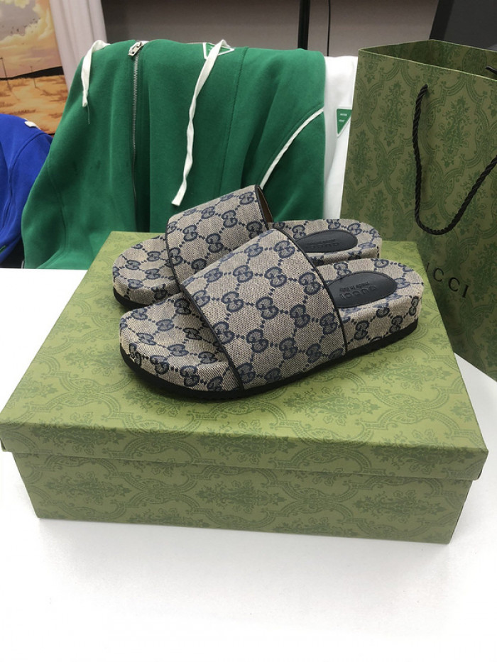 GCI GG Slide Sandal