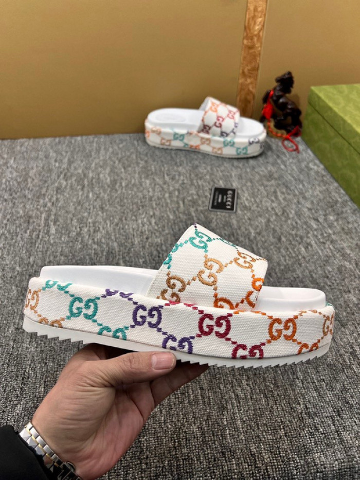 GCI GG Slide Sandal
