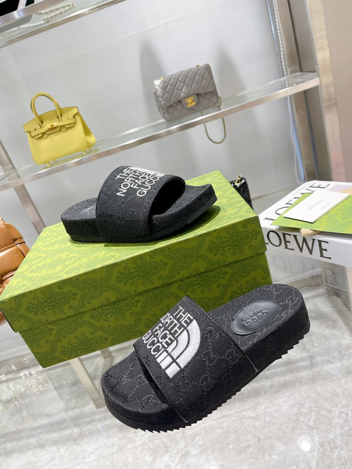 GCI GG Slide Sandal