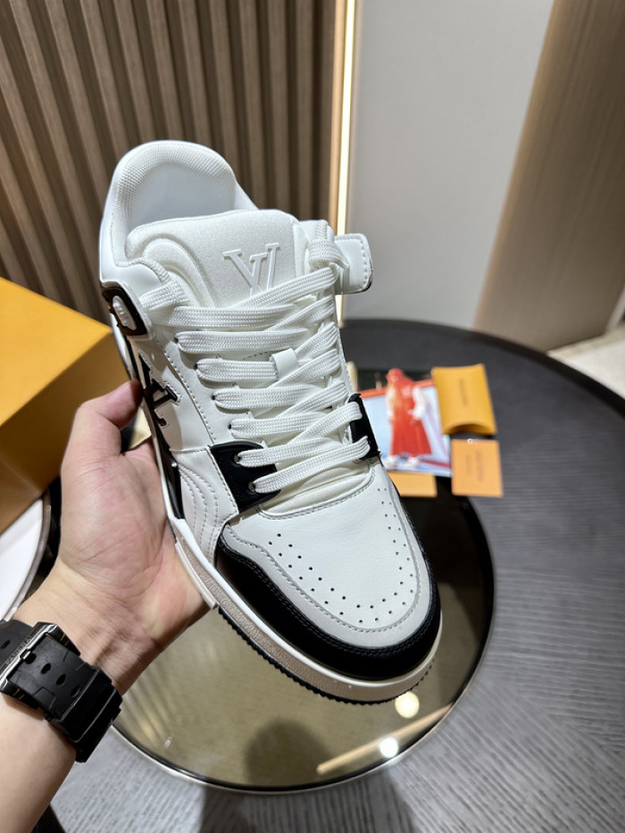 LUSV SNEAKERS