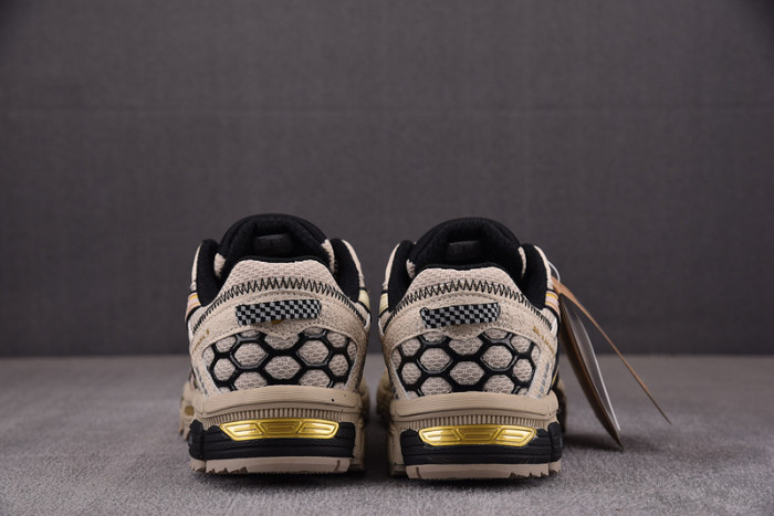 (WMNS) ASICS Gel-Kahana 8 Low-Top Brown 1012A978-201