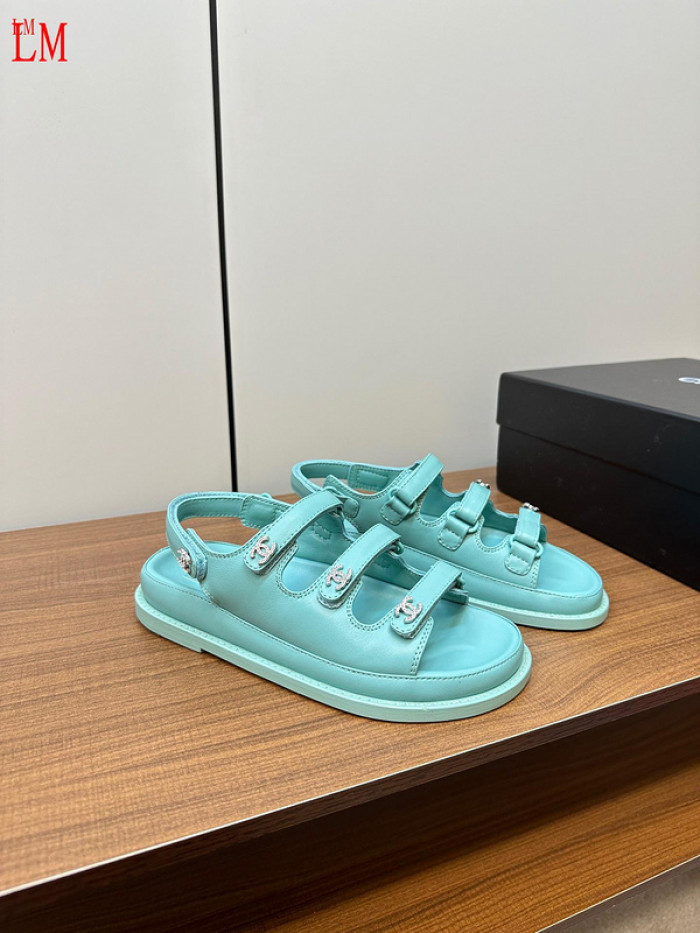 CN Slide Sandal