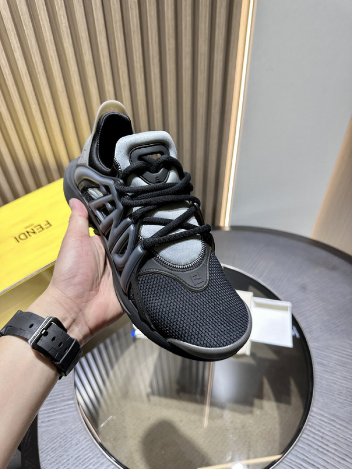 FENDI SNEAKERS