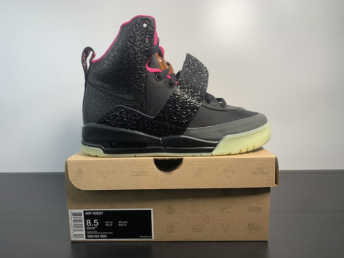 Nike Air Yeezy 1 Blink Men