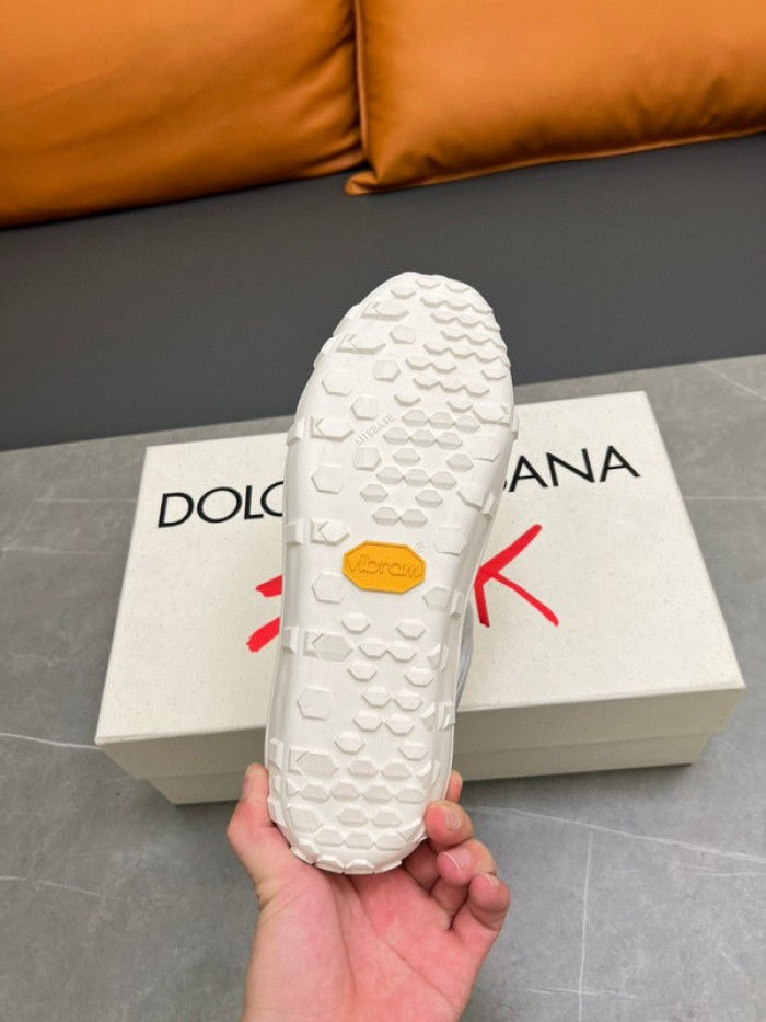 DG SNEAKER