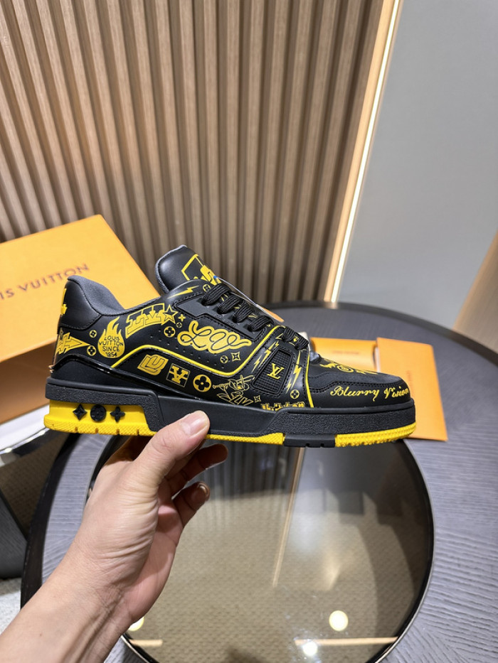 LUSV SNEAKERS