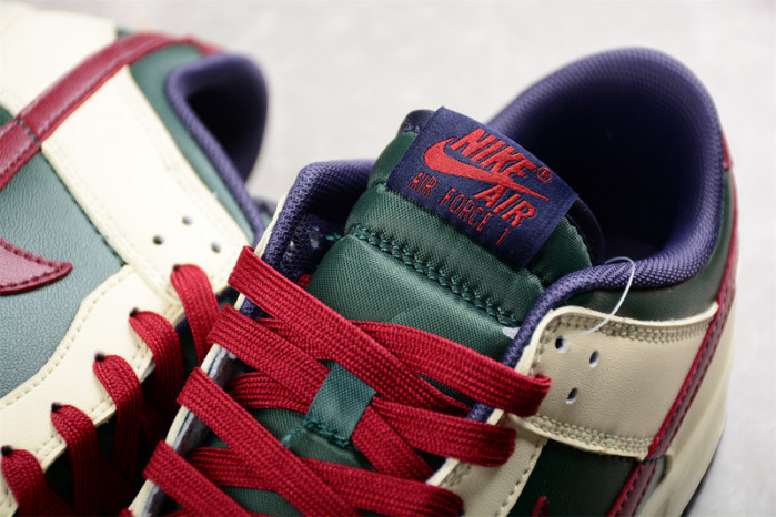 NIKE DUNK LOW “FROM NIKE TO YOU” FV8106-361