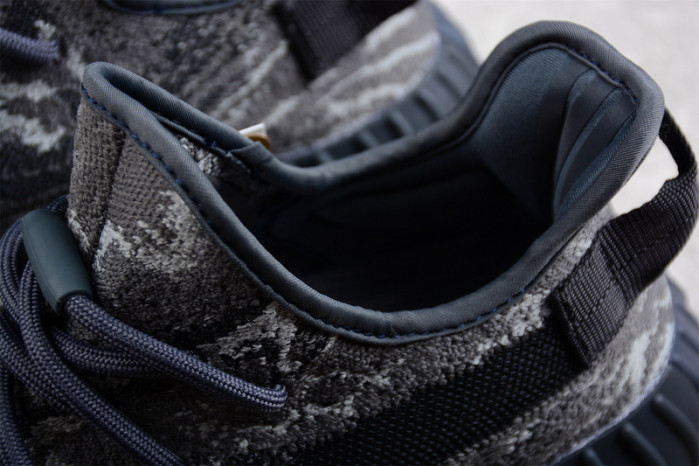 ADIDAS YEEZY BOOST 350 V2 ID4811