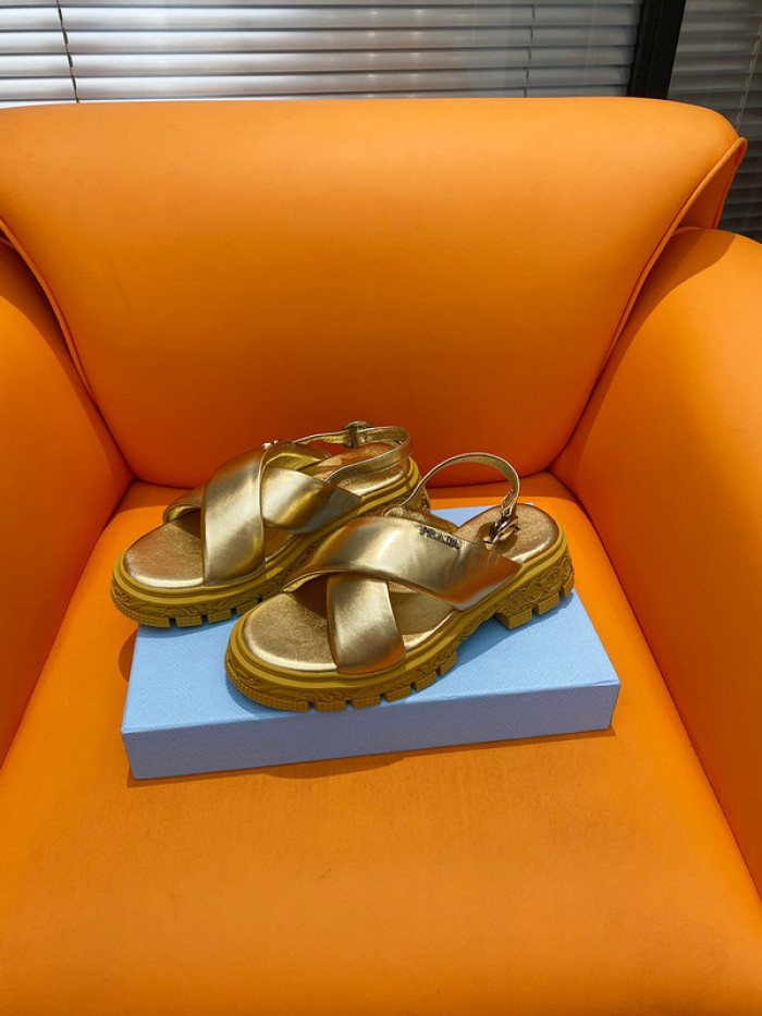 PRADA SLIDE
