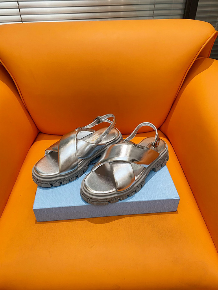 PRADA SLIDE