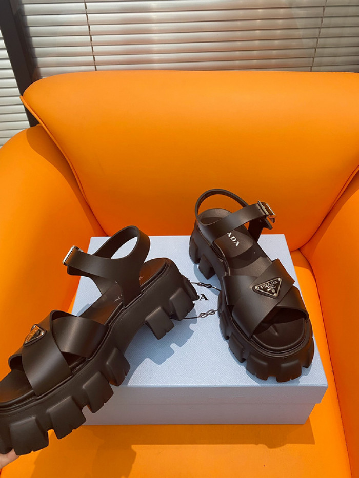 PRADA SLIDE