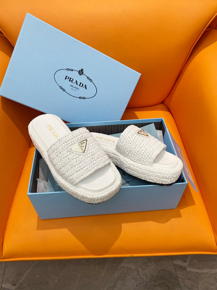 PRADA SLIDE