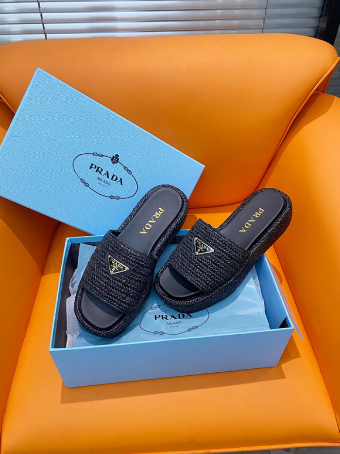 PRADA SLIDE