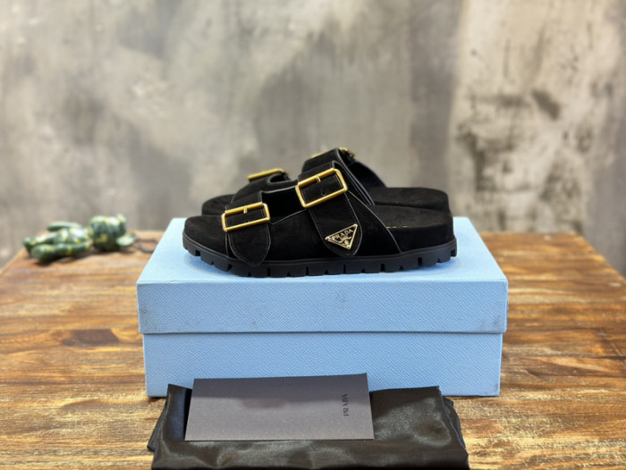 PRADA SLIDE