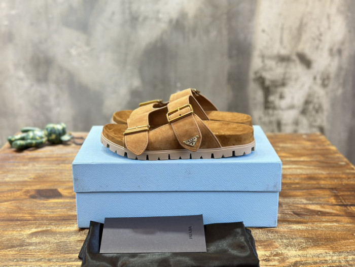 PRADA SLIDE